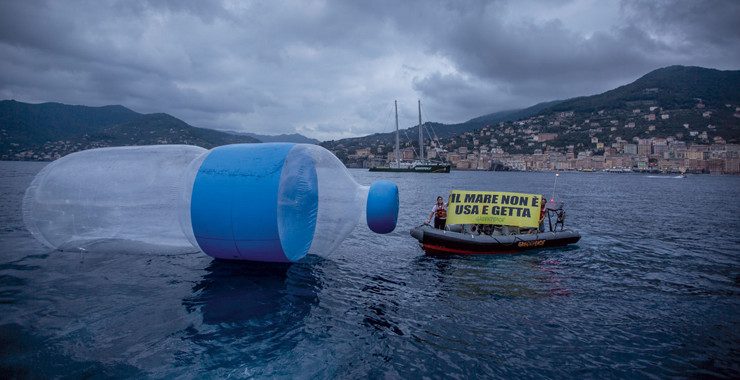 Riciclo non basta per salvare mari dalla plastica