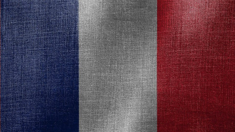 16 novembre 2015 un minuto di silenzio in memoria dei morti di Parigi